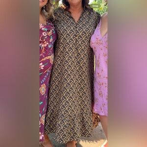 Tuckernuck Hyacinth House Tan and Navy Mimi Midi Dress